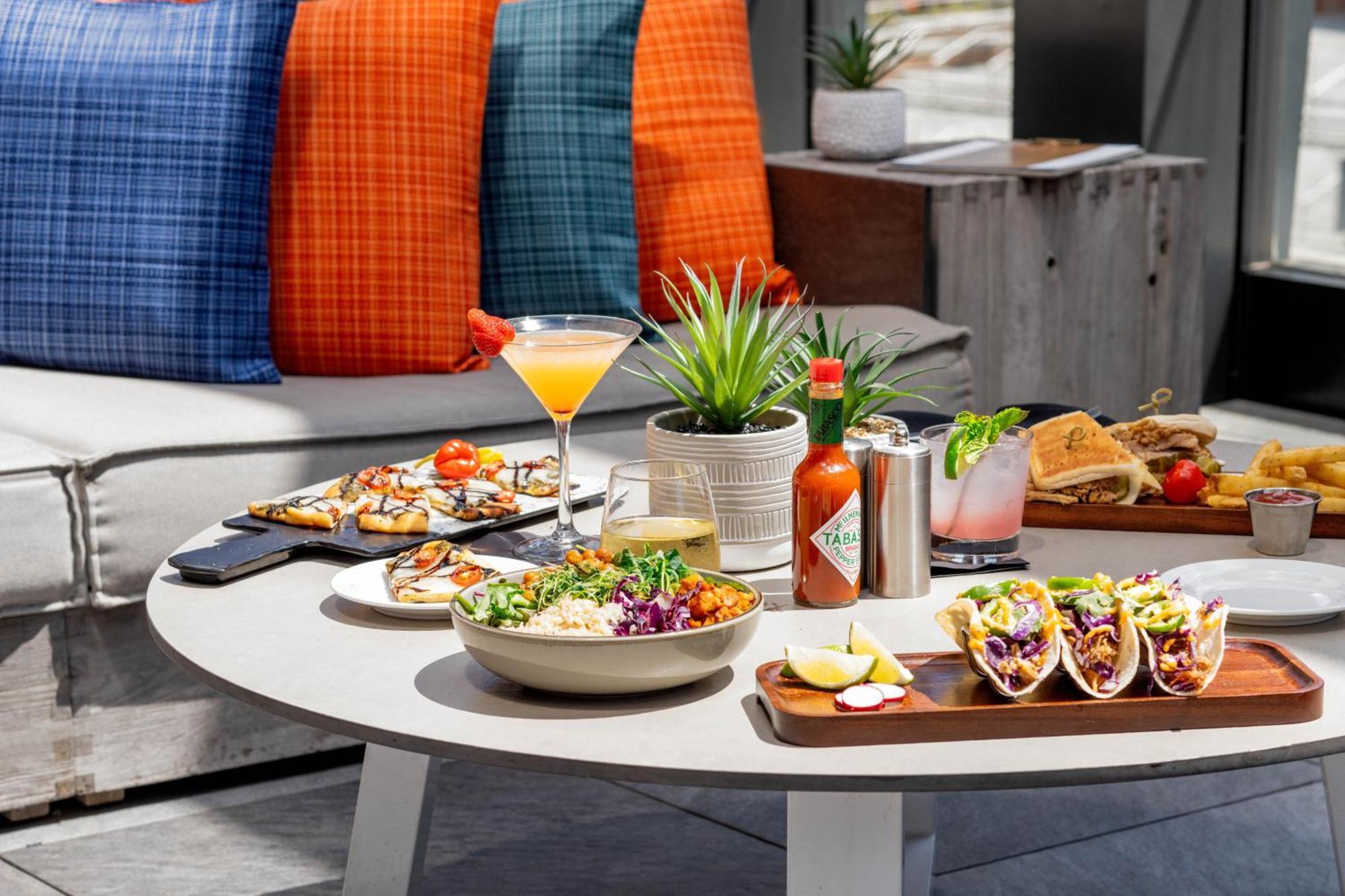 Hyatt Place Indianapolis Downtown Εξωτερικό φωτογραφία