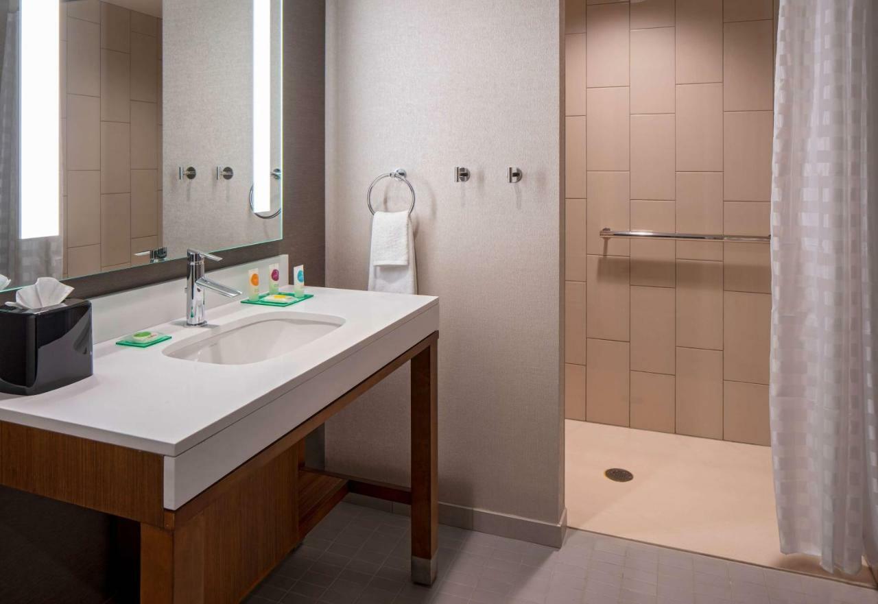 Hyatt Place Indianapolis Downtown Εξωτερικό φωτογραφία